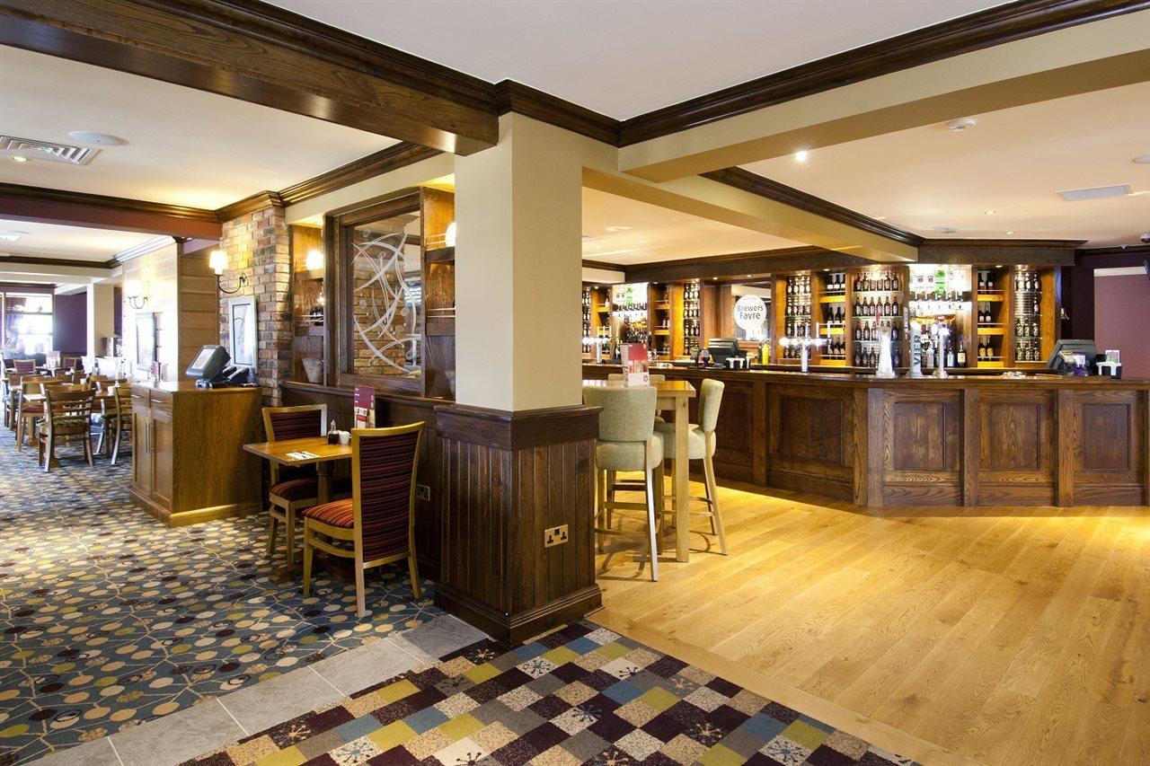 Premier Inn Бицестер Екстериор снимка