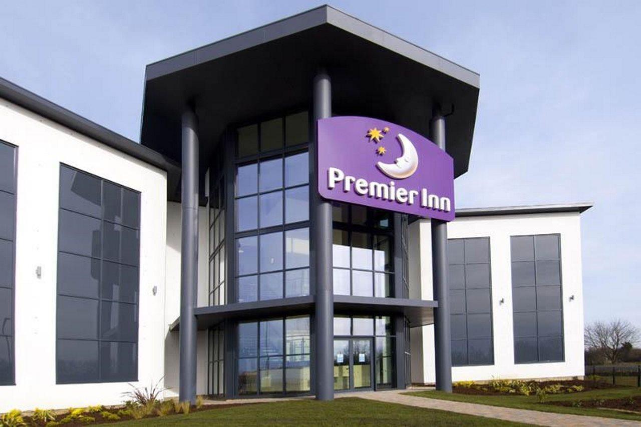 Premier Inn Бицестер Екстериор снимка